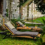 Exclusive Seafront Bacchus Πόρετς