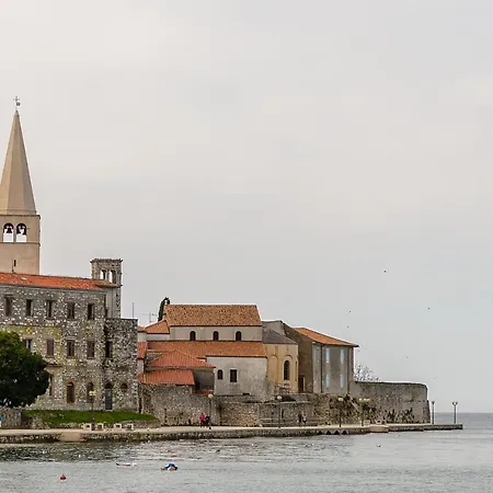 Exclusive Seafront Bacchus Lägenhet Poreč