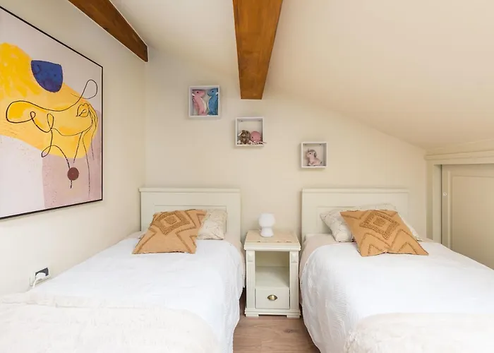 Exclusive Seafront Bacchus 포레치