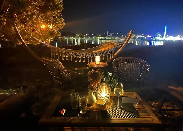 Exclusive Seafront Bacchus 포레치