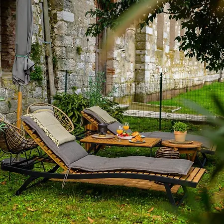 Exclusive Seafront Bacchus Poreč