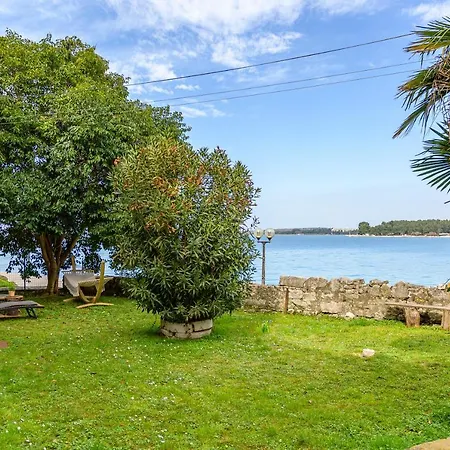 Exclusive Seafront Bacchus * Poreč