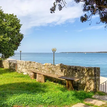 Exclusive Seafront Bacchus