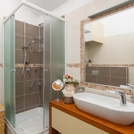 Apartment Exclusive Seafront Bacchus