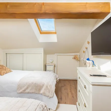 Exclusive Seafront Bacchus