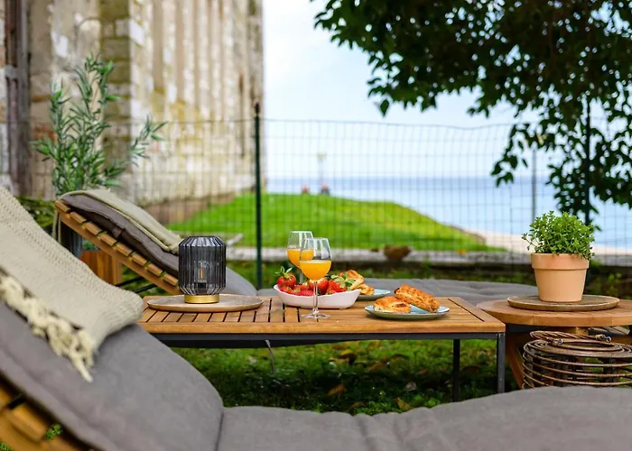 Exclusive Seafront Bacchus